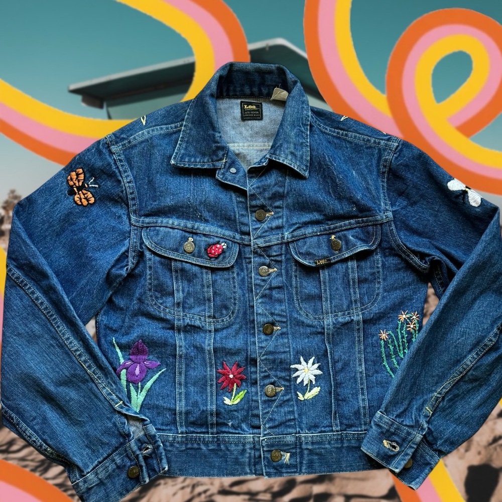 Vintage Lee Blue Denim Jacket with Handsewn Multicolor Floral Embroidery